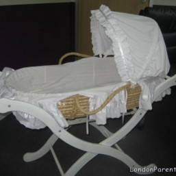 John Lewis Moses Basket with stand. Beautiful condition 